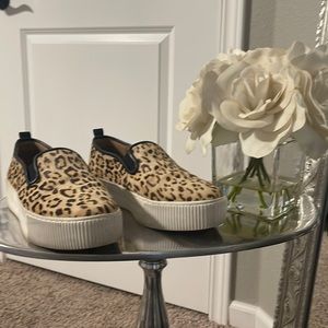 Halogen Leopard Genuine Calf Hair Platform Sneaker size 7.5